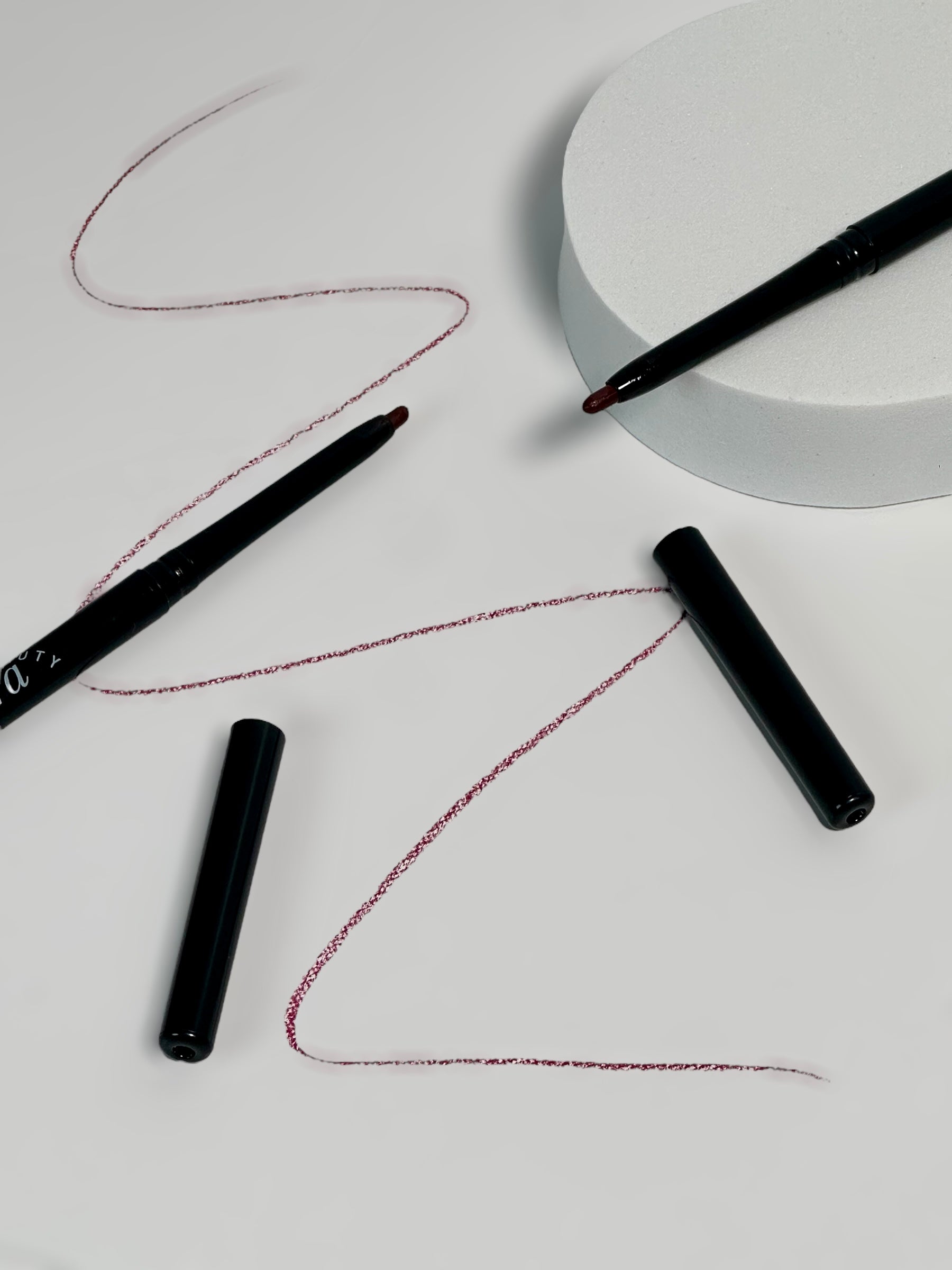 Kallora Signature Lip Liner
